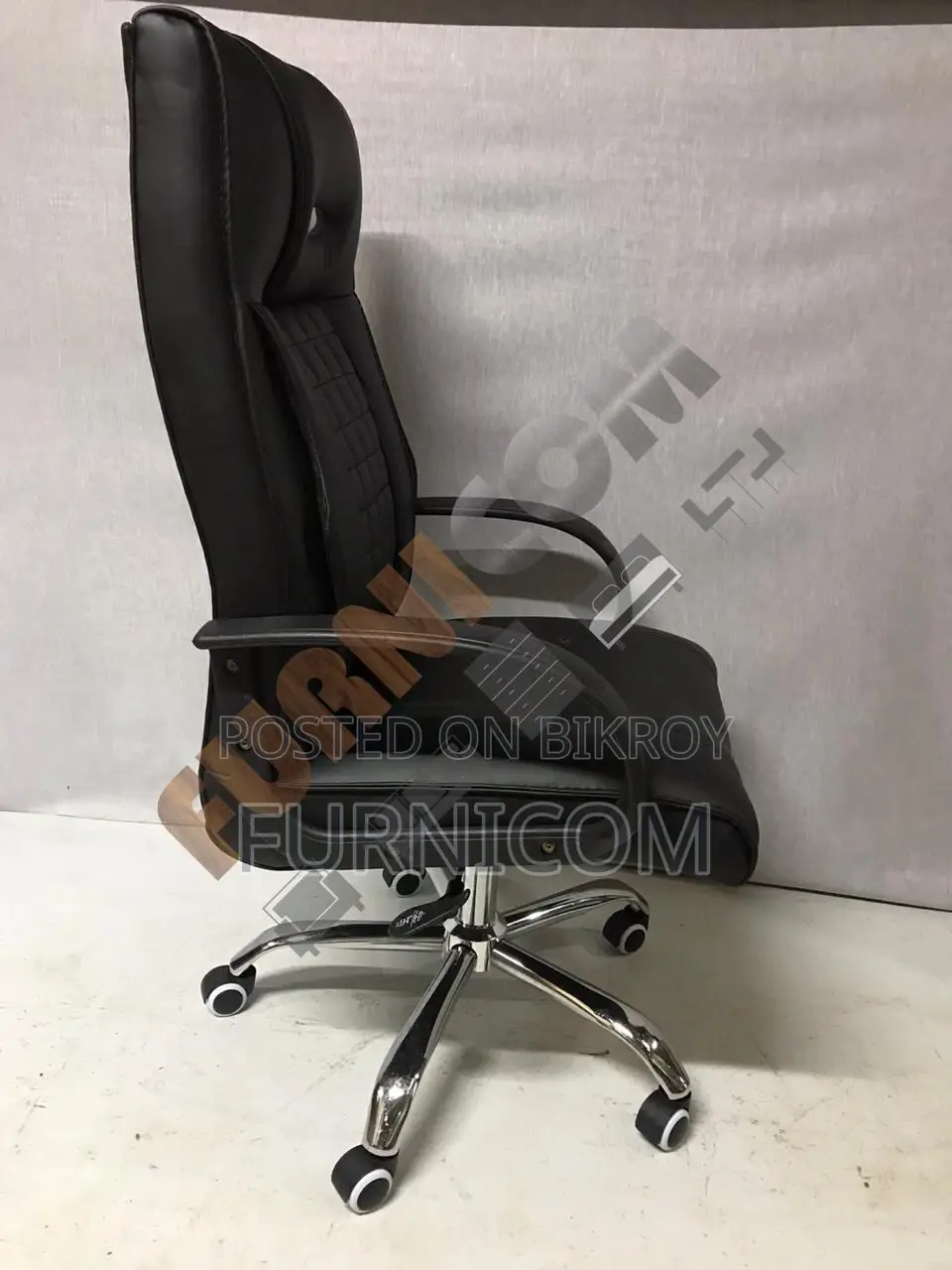 Executive Office Chair (FCEC 18)