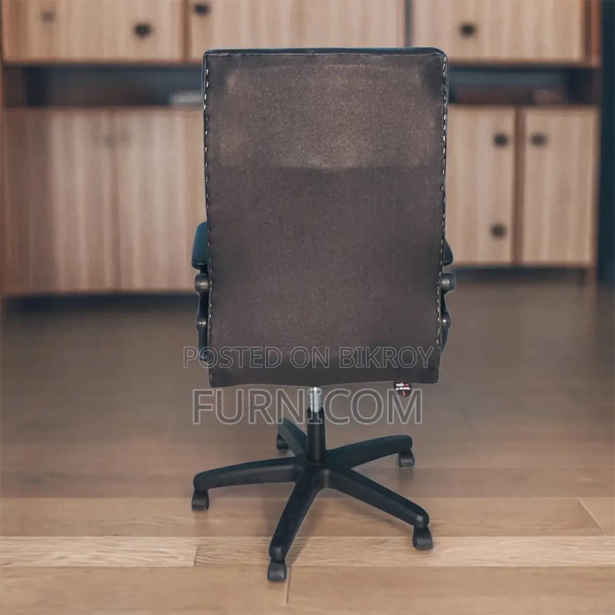 Furnicom Pinnacle of Comfort Executive Office Chair Boss Chair Office 