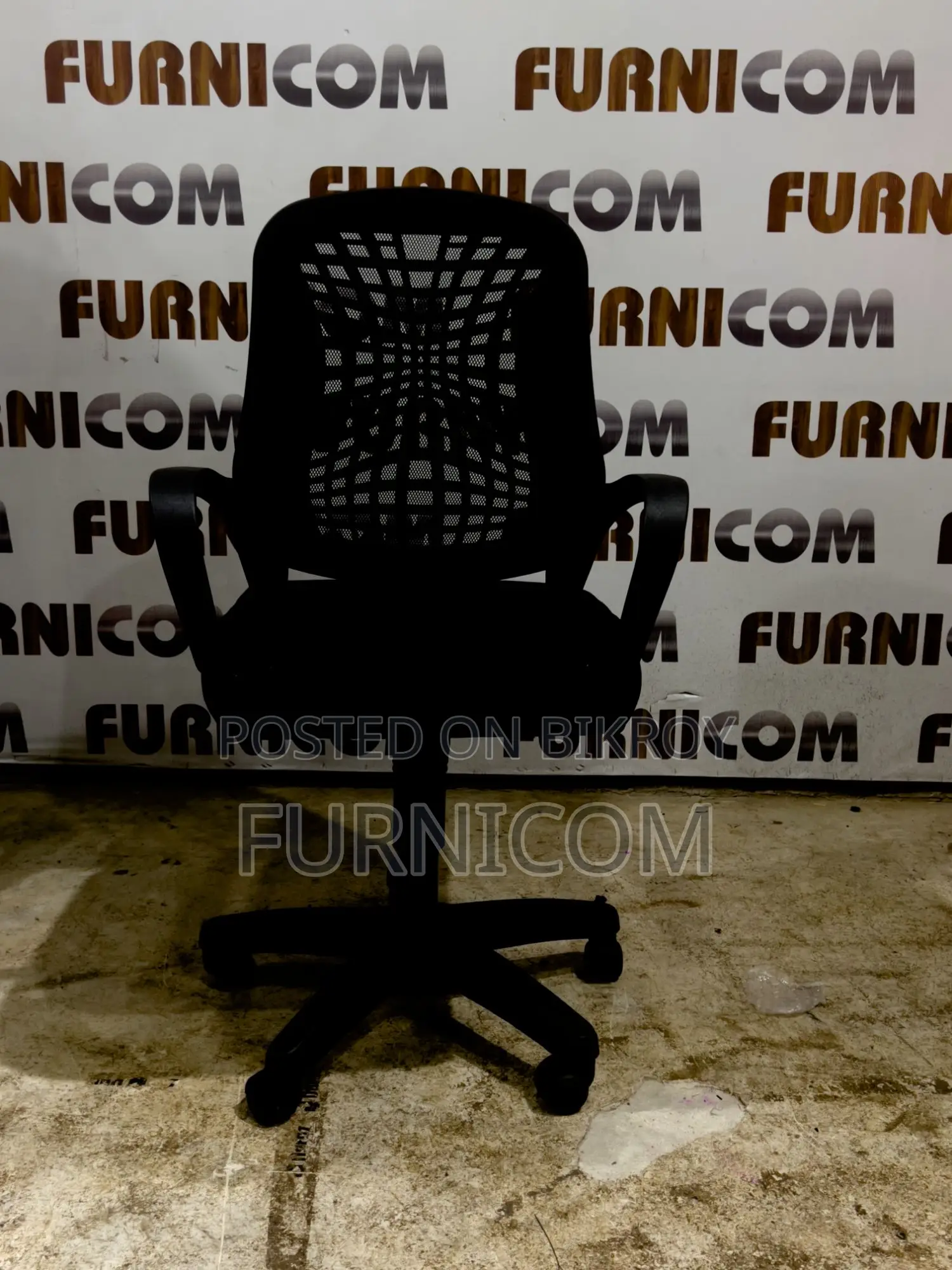 Furnicom Mesh chair/ Chair / Executive chair / Office chair/ Home offi