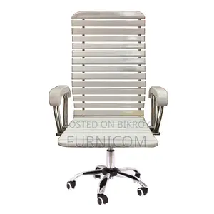Curvylinear Wooden Boss Chair FCWC 8