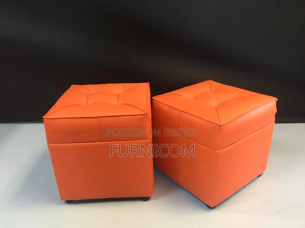 FURNICOM Chair Mora 2 for the