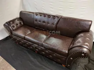 Premium Chesterfield Sofa (3 seater)