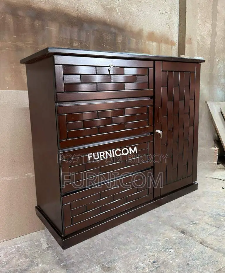 Furnicom wardrobe/ wardrobes