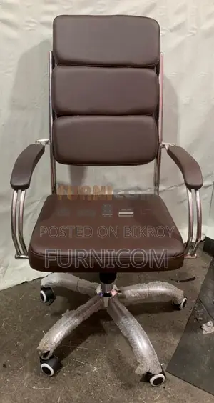 Boss Chair cum Executive Swivel Hydraulic Chair-360 Degree Rotation (F