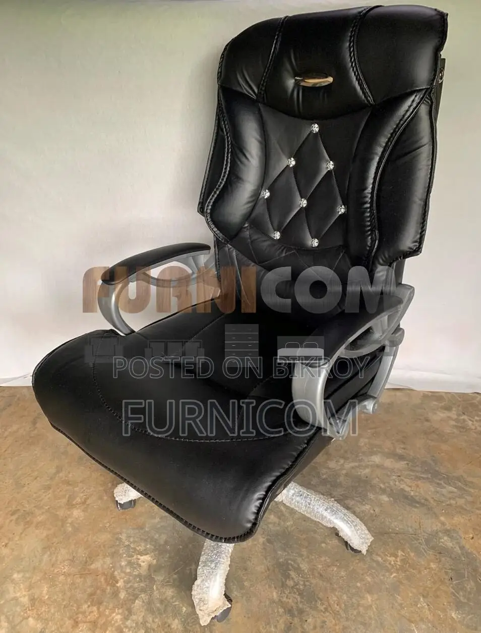 Exclusive Boss Chair (FCBC 11)