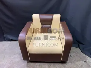 Straight-backed Snug Sofa Set (2+1)