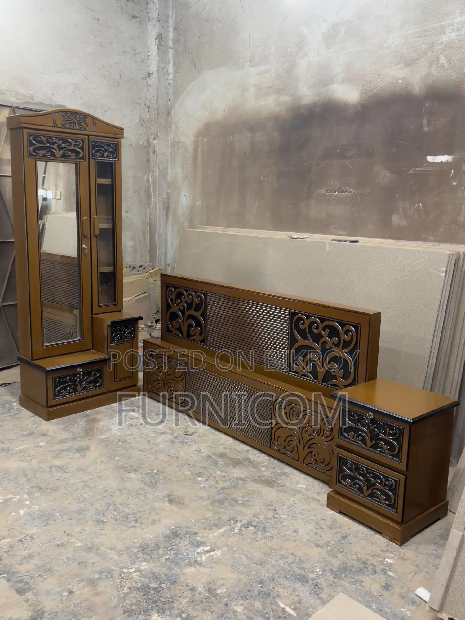 Furnicom Bedroom set/ Bed/ dressing table/ side table/ bedside table/ 