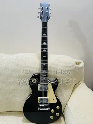 Les Paul-Style Solid-Body Electric Guitar