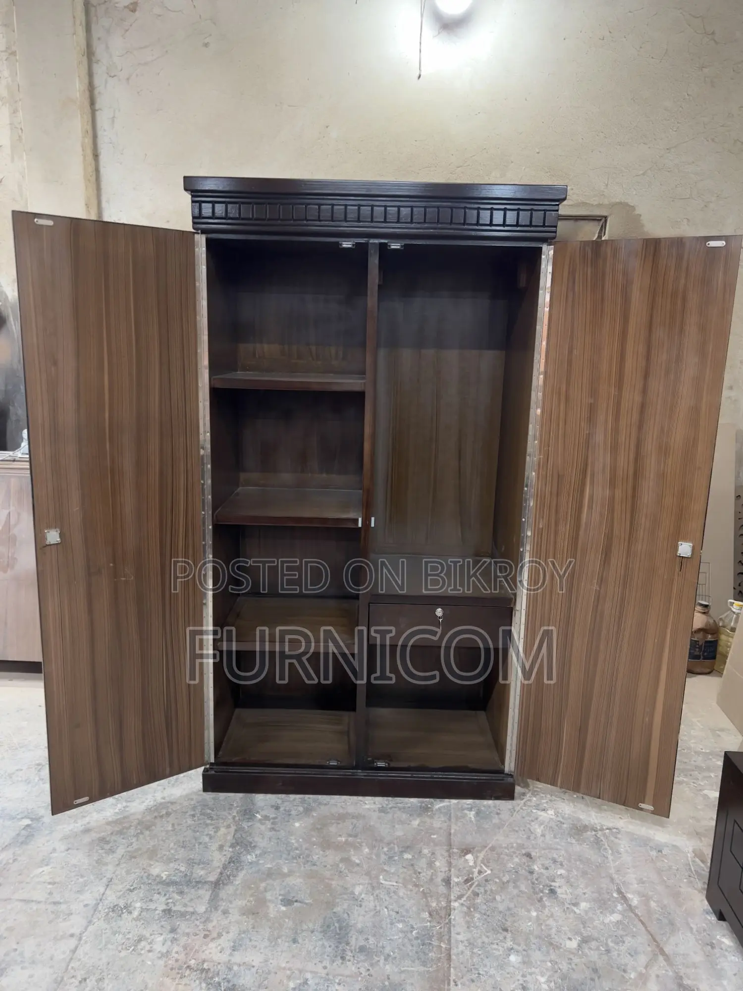 Furnicom Almari/ Almirah / Bedroom set / Luxury Almari
