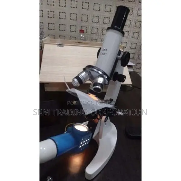 XSP-L101 25X-675X Microscope with Electric Light