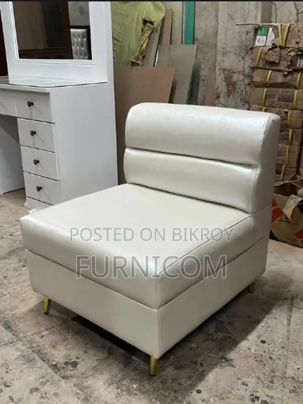 Couch/ Single Seater Sofa/ Furnicom 1 Seater Sofa