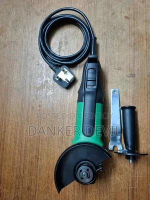 হাইকোকি জি১০এসকিউ২ ৯০০ডাব্লিউ অ্যাঙ্গেল গ্রাইন্ডার। সিঙ্গাপুর থেকে এসেছে।