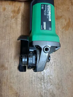 হাইকোকি জি১০এসকিউ২ ৯০০ডাব্লিউ অ্যাঙ্গেল গ্রাইন্ডার। সিঙ্গাপুর থেকে এসেছে।