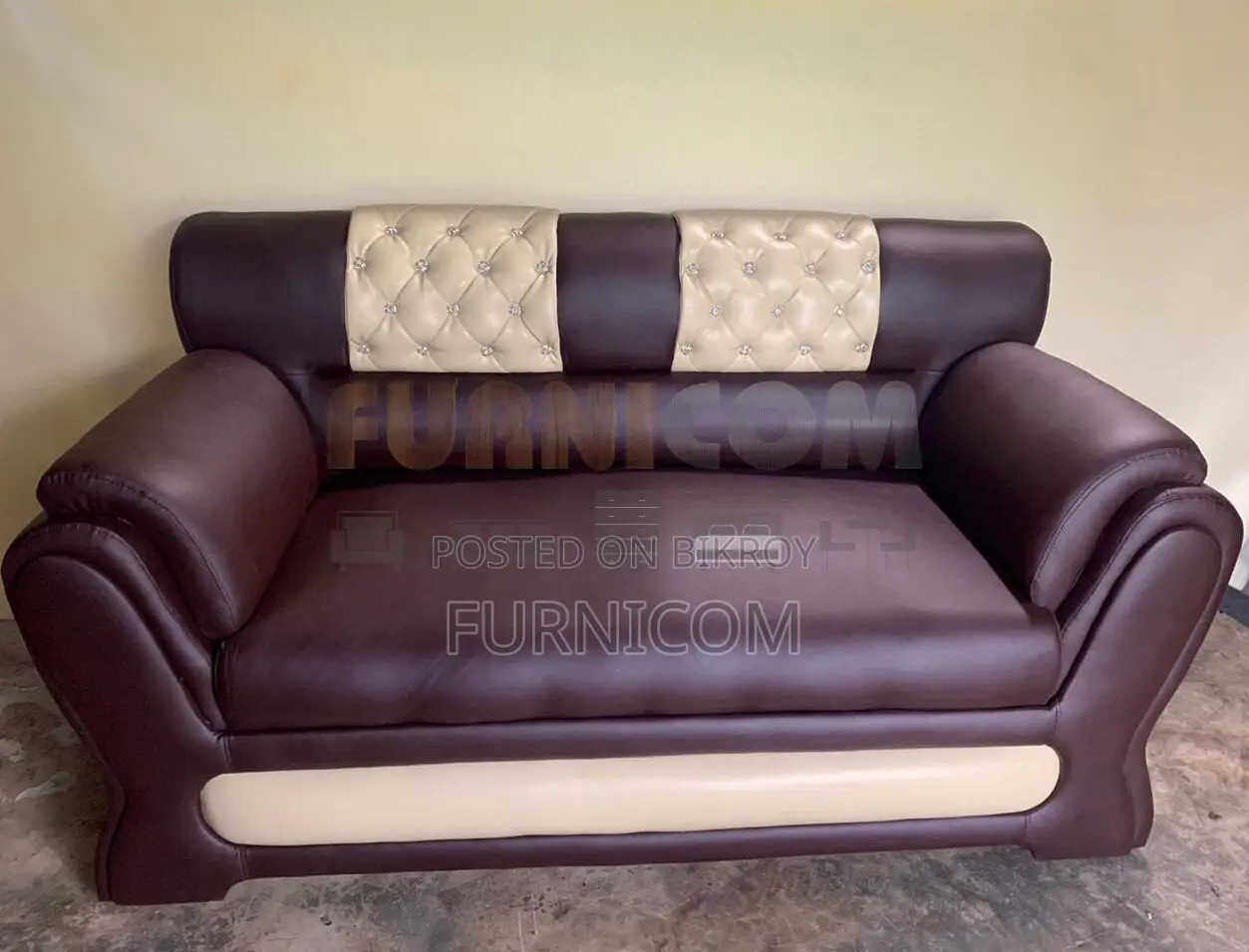 Round Wedge Luxury Sofa Set (2 seater)