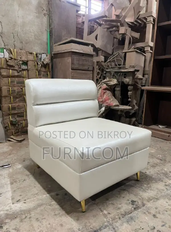 Couch/ Single Seater Sofa/ Furnicom 1 Seater Sofa