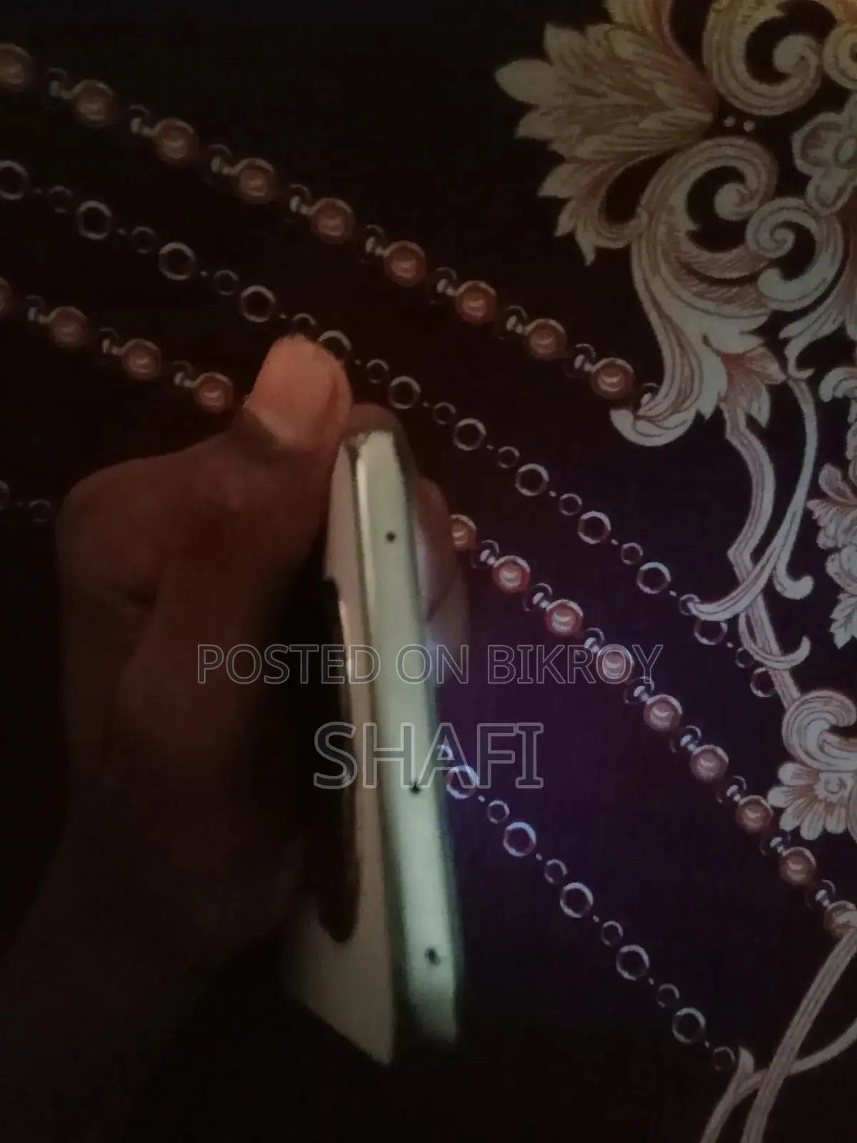 ওপ্পো এফ২৯ প্রো ২৫৬ জিবি হোয়াইট