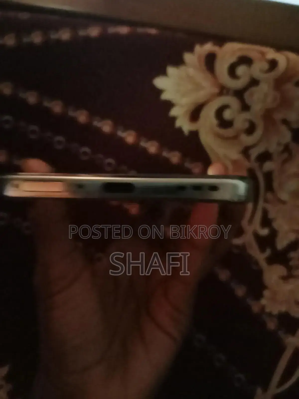 ওপ্পো এফ২৯ প্রো ২৫৬ জিবি হোয়াইট