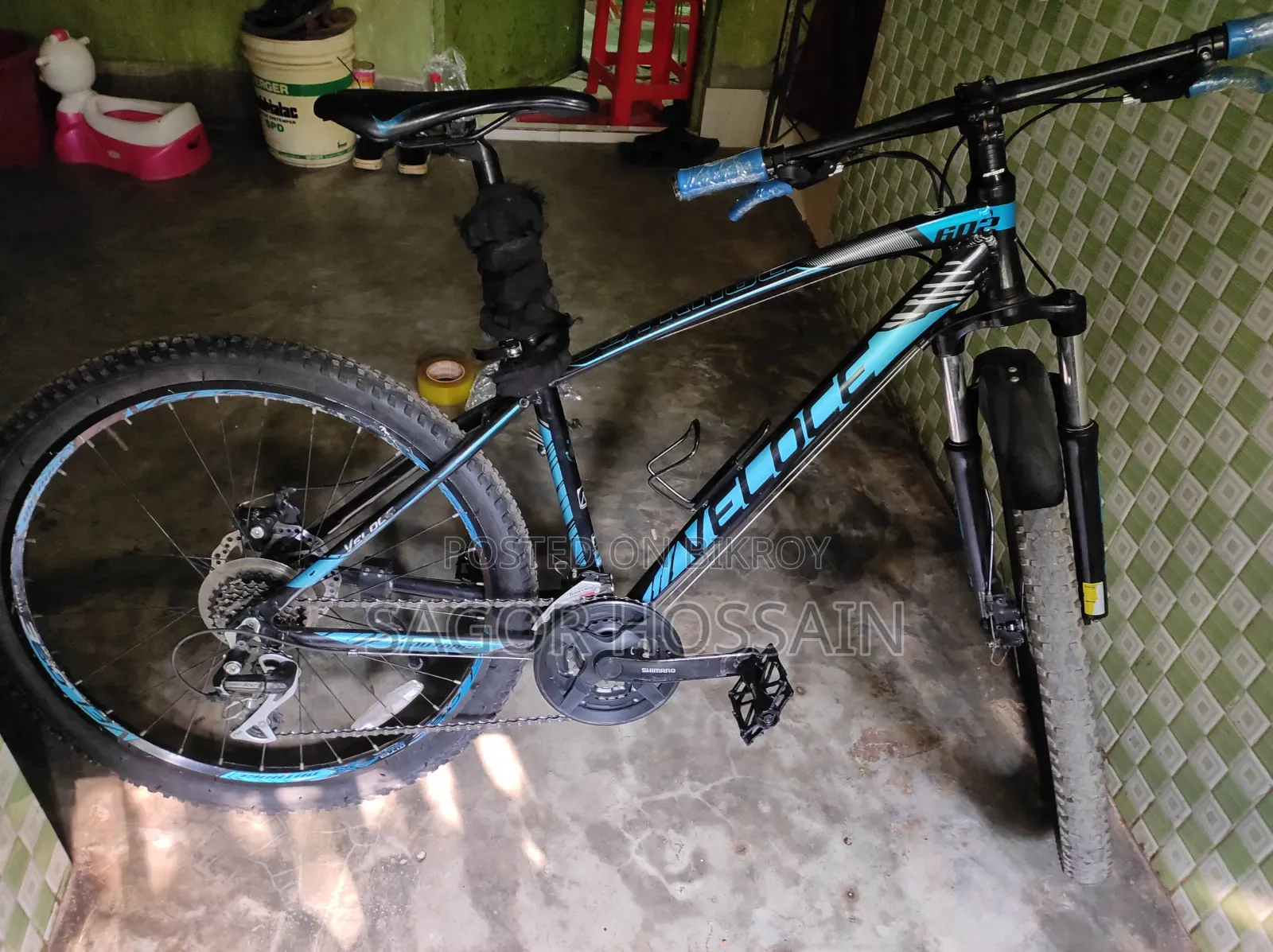 Veloce 602 Black-Blue Bicycle