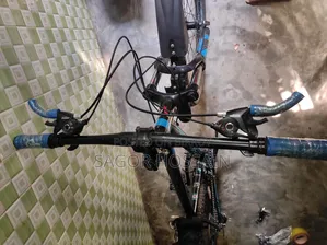 Veloce 602 Black-Blue Bicycle