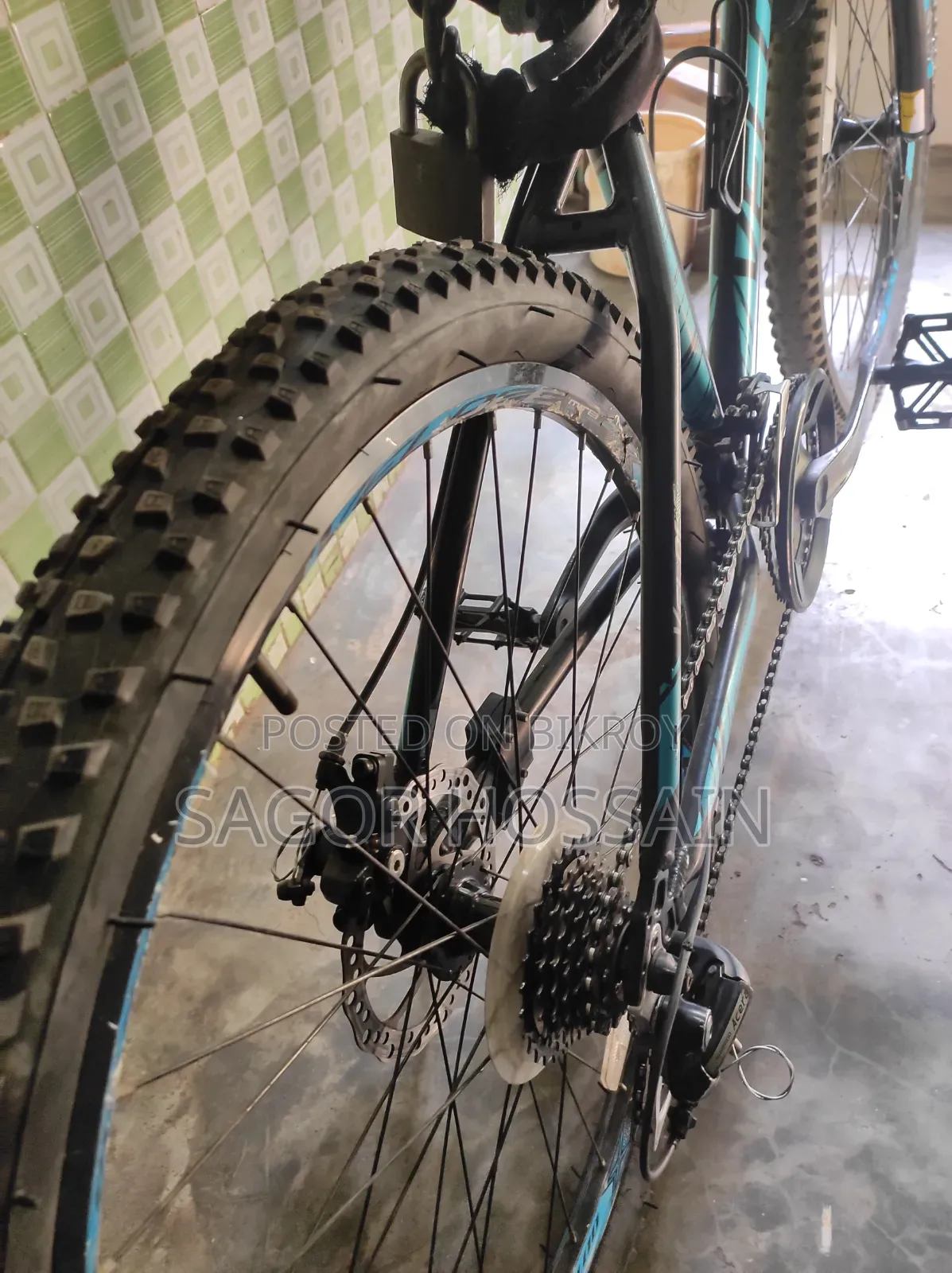 Veloce 602 Black-Blue Bicycle