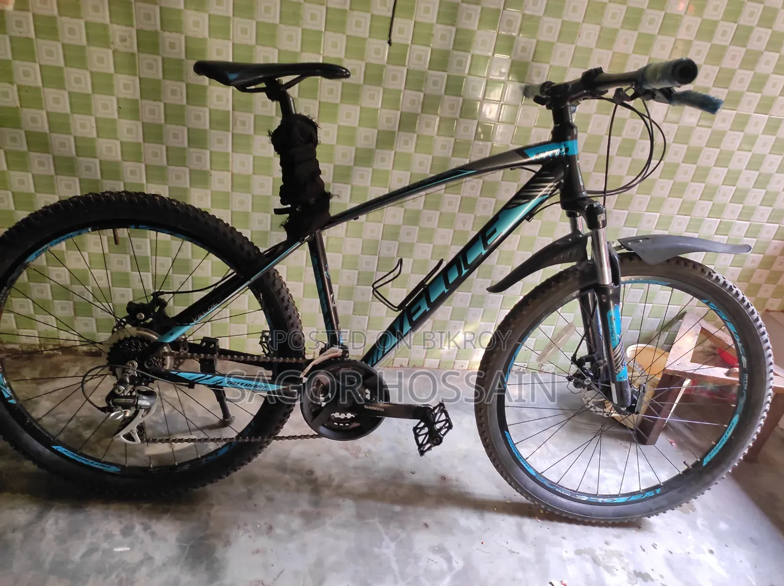 Veloce 602 Black-Blue Bicycle