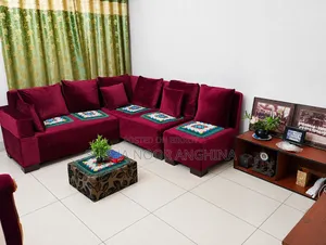 ব্যবহৃত সোফা বিক্রি