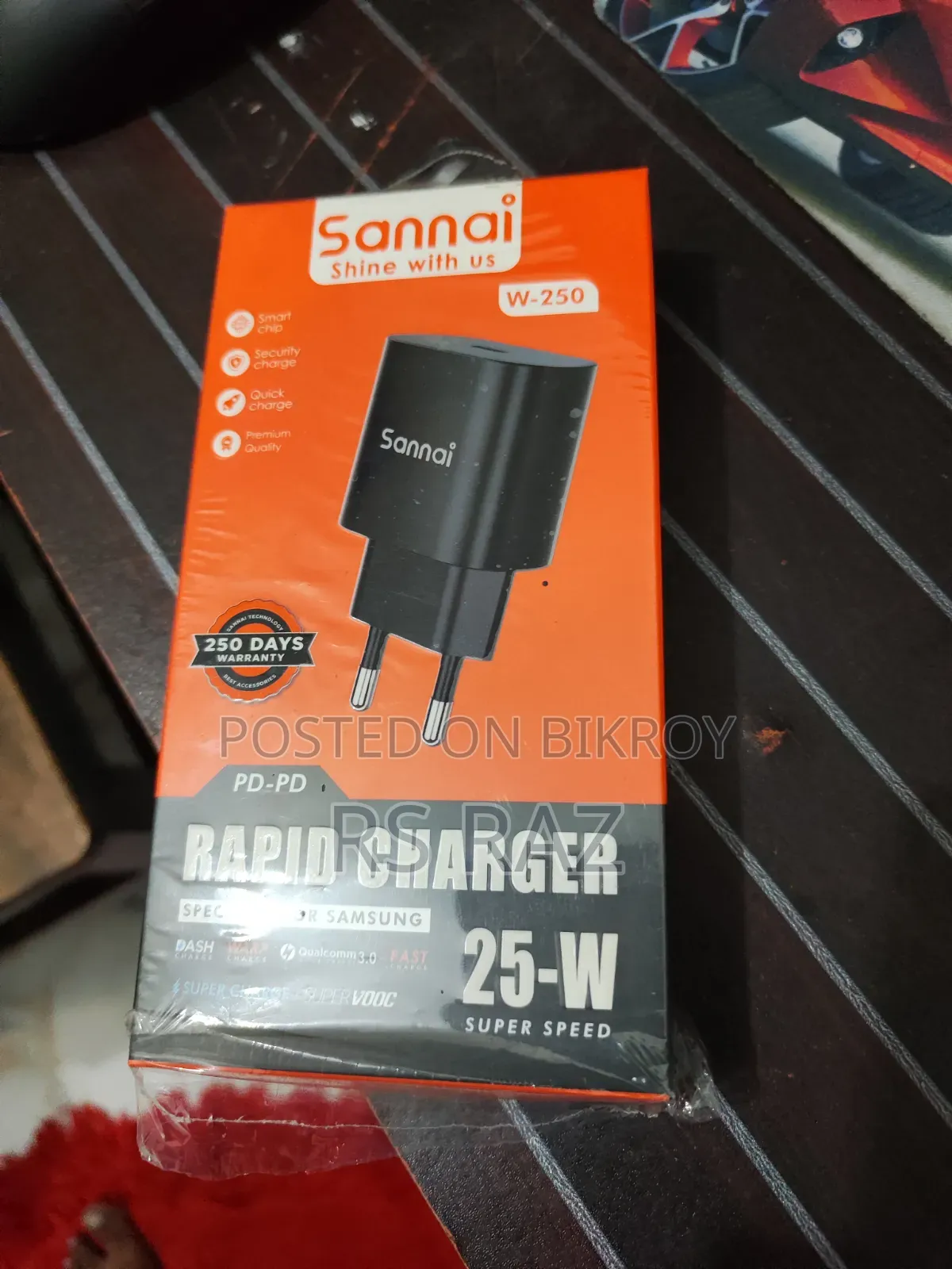 Sannani 25W Charger