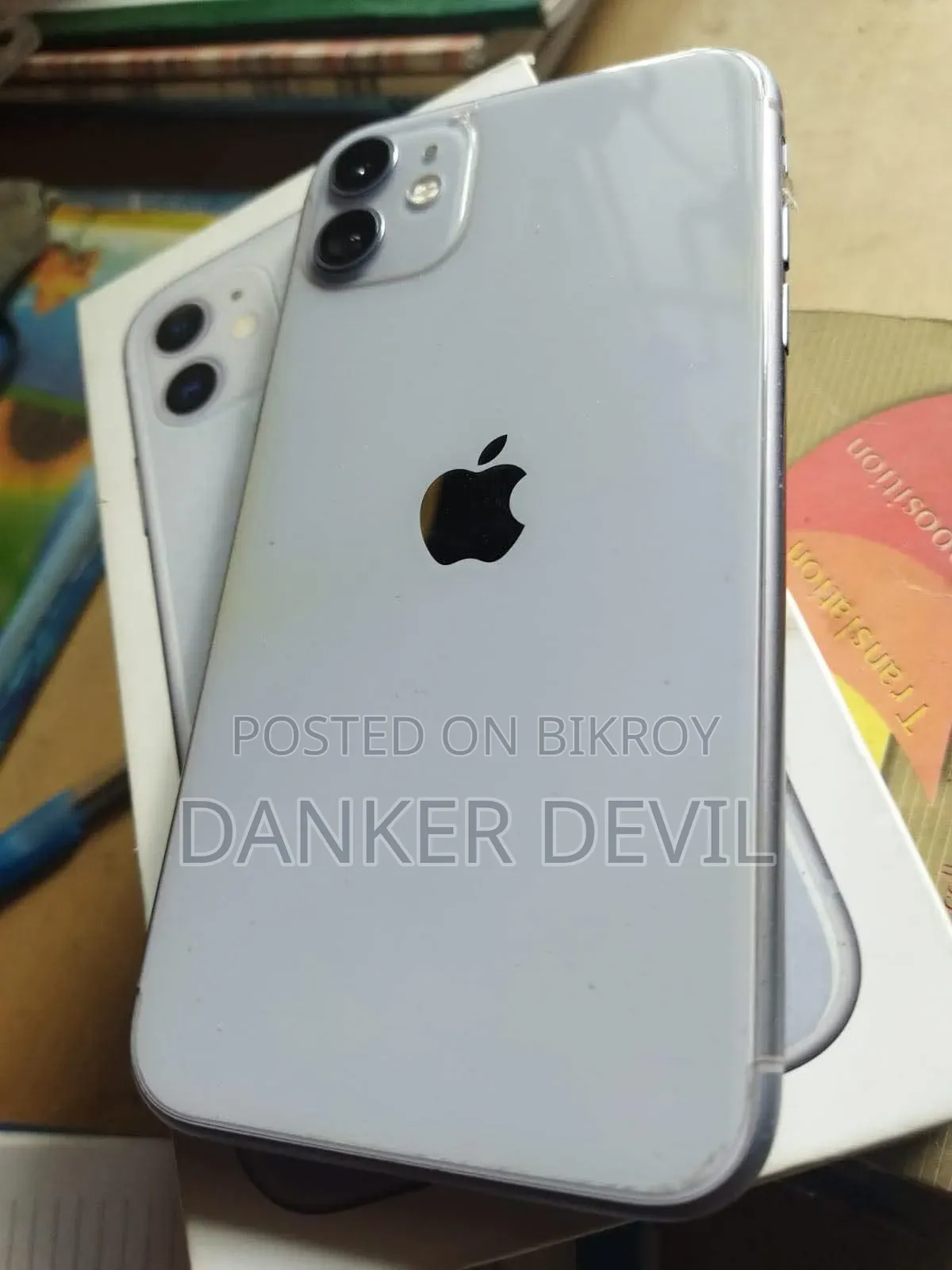 অ্যাপল আইফোন ১১ ১২৮ জিবি হোয়াইট