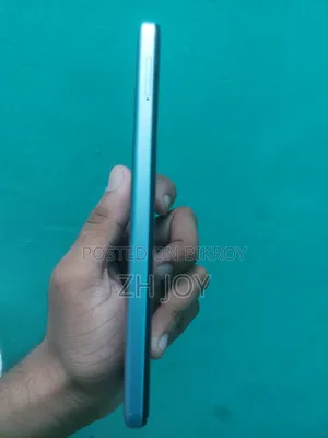 Motorola Moto G24 128 জিবি সিলভার