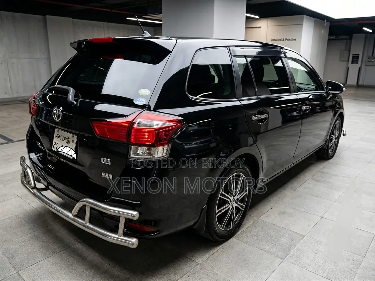 Toyota Corolla Fielder 2016 Black