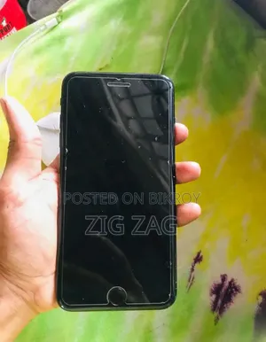 Apple iPhone 7 Plus 128 GB Black