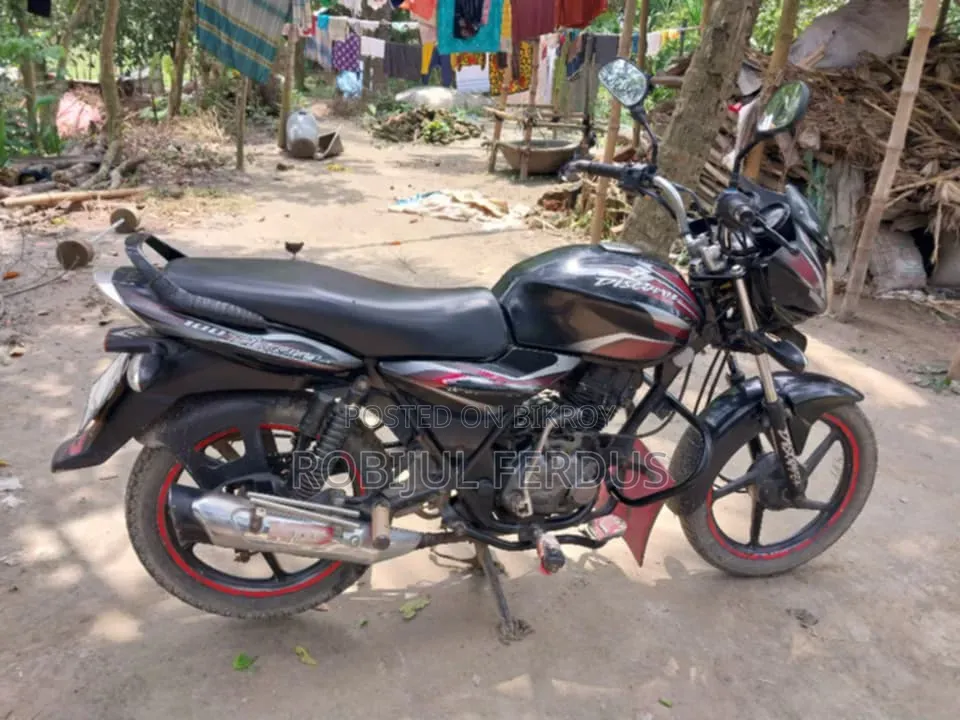 Bajaj Discover 100 2015 Black