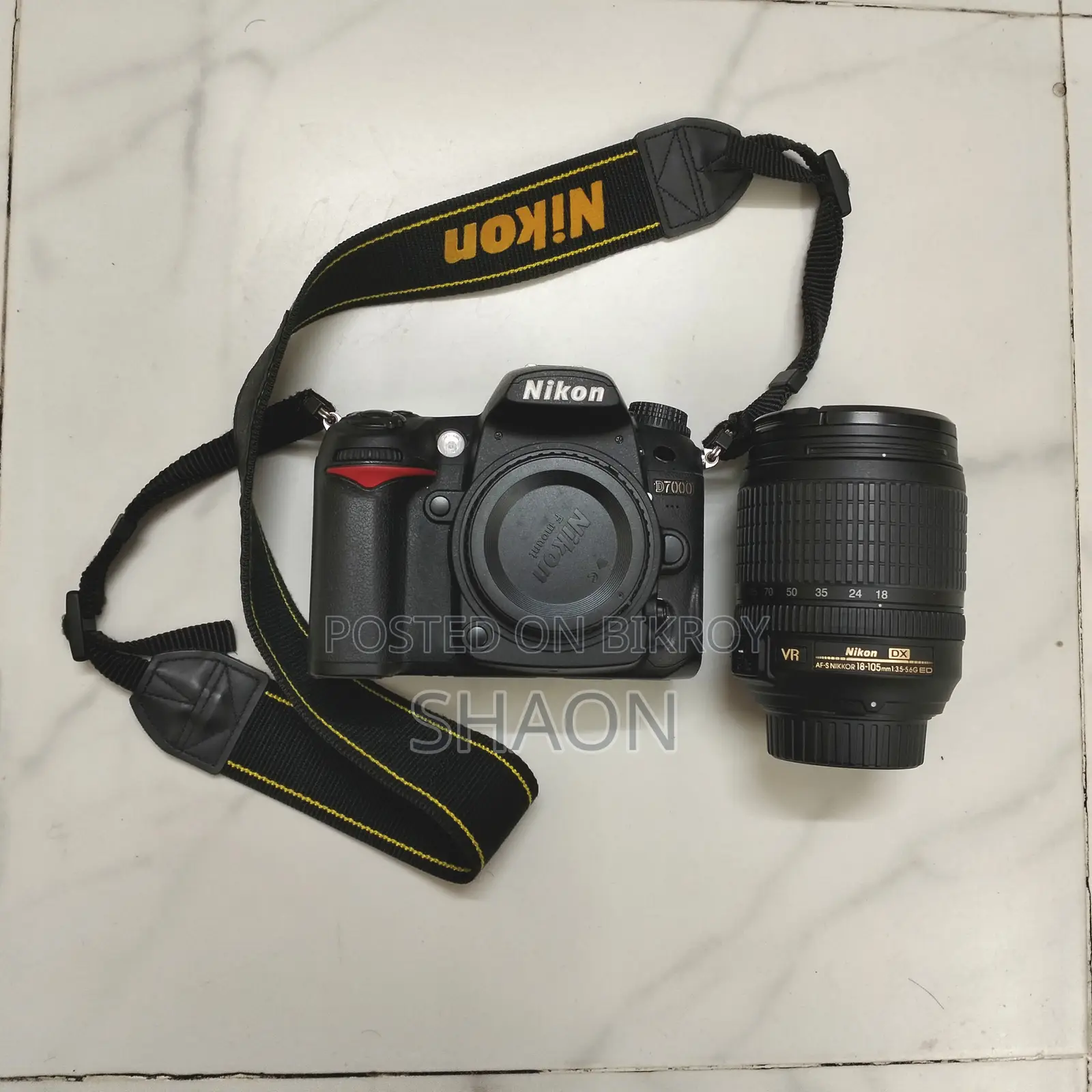 Nikon D7000 DSLR Camera for Sale