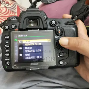 Nikon D7000 DSLR Camera for Sale
