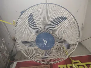 Walton 18" Inc AC Fan for Sell !!