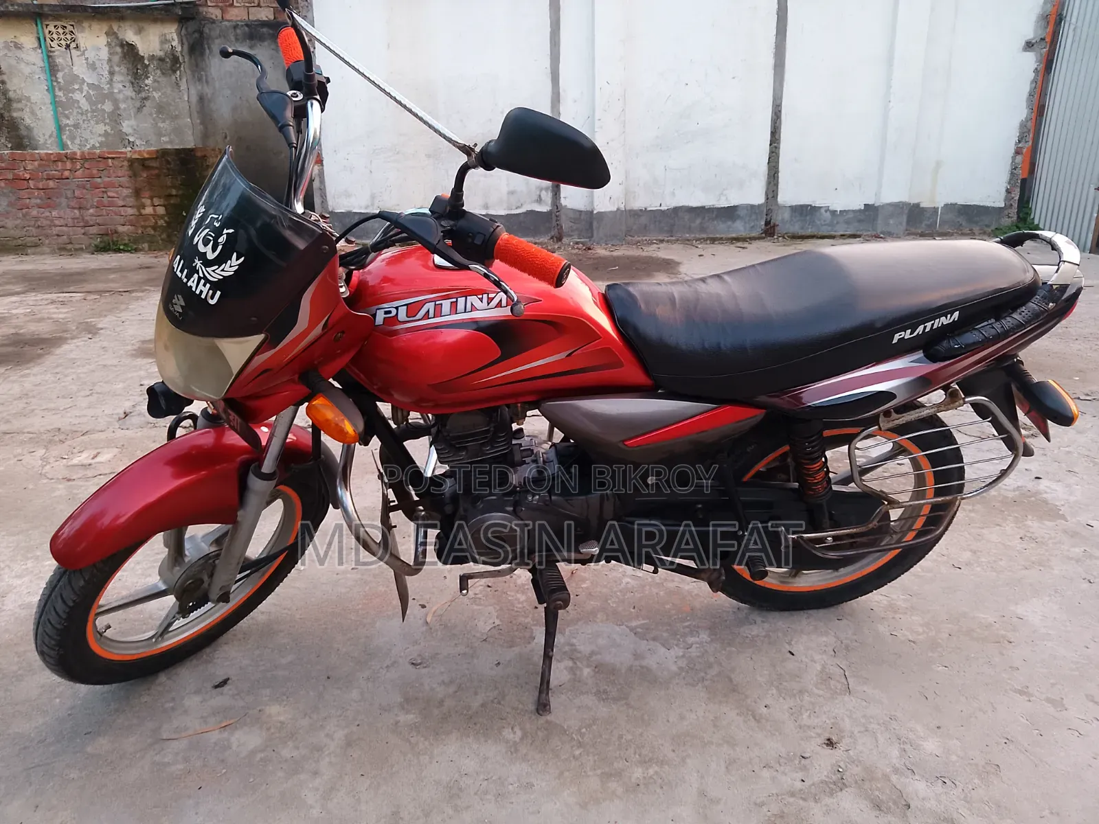 বাজাজ প্লাটিনা ১০০ ২০১৮ রেড
