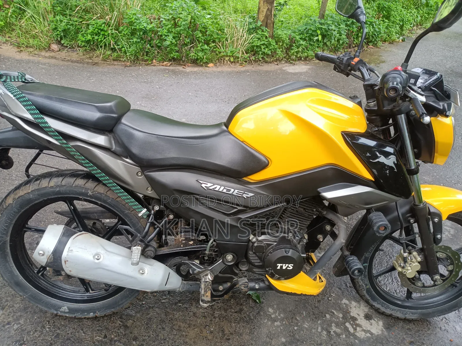 TVS Raider 125 2023 Yellow