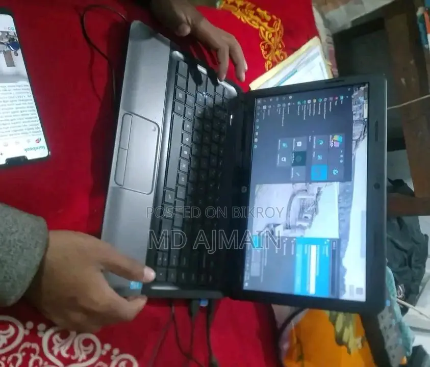 Laptop HP 240 4GB Intel Core i3 HDD 256GB