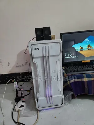 Desktop Computer ASUS 8GB Intel Core i5 SSD 128GB