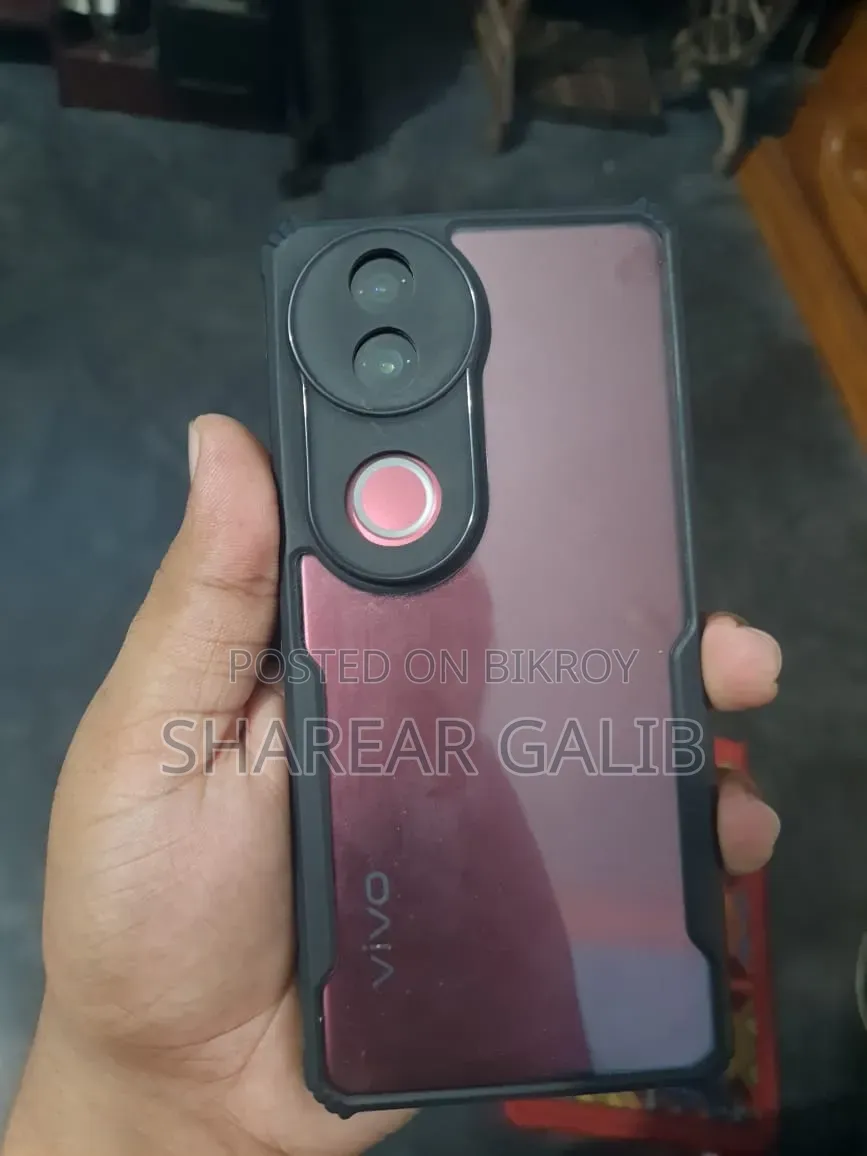 Vivo V50 512 GB Red