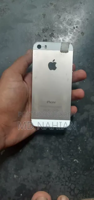 Apple iPhone 5s 16 GB White