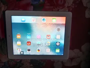 Apple iPad Wi-Fi 16 GB White
