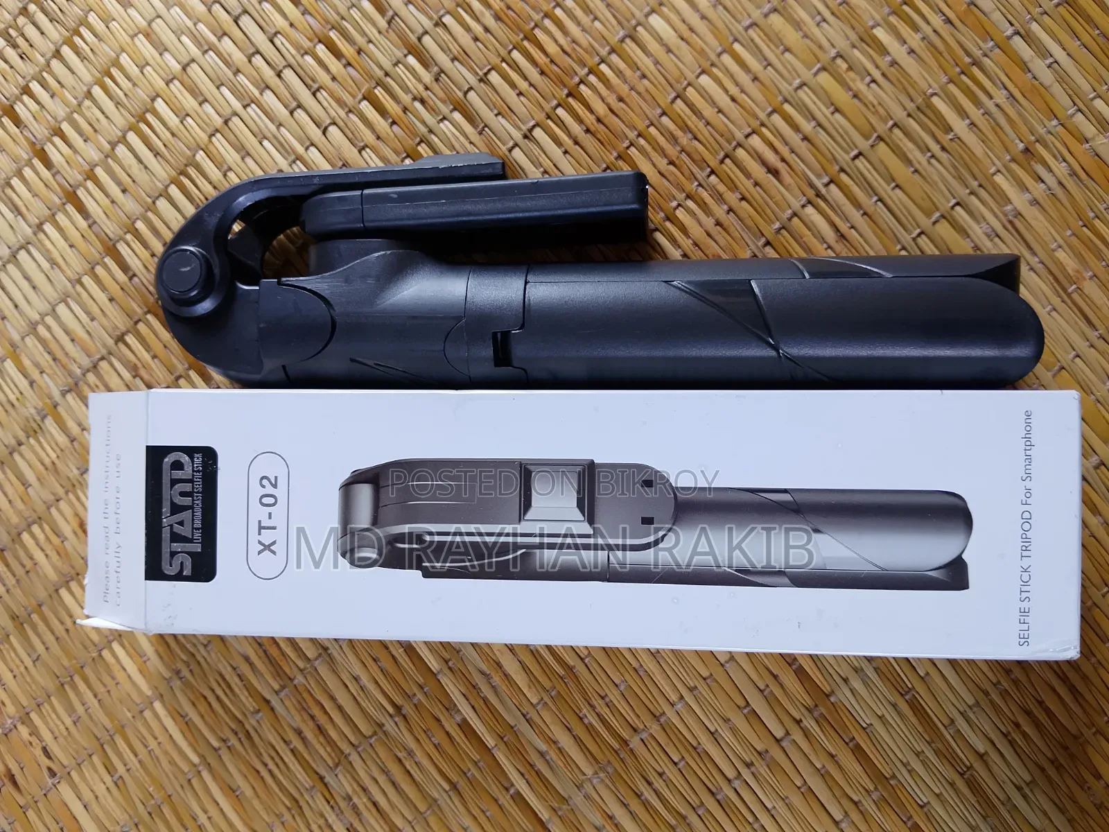 XT-02 সেলফি স্টিক ট্রিপড ব্লুটুথ রিমোট সহ | একদম নতুনের মতো অবস্থা