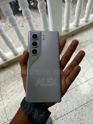 Tecno Camon 40 Pro 4G 256 GB Silver