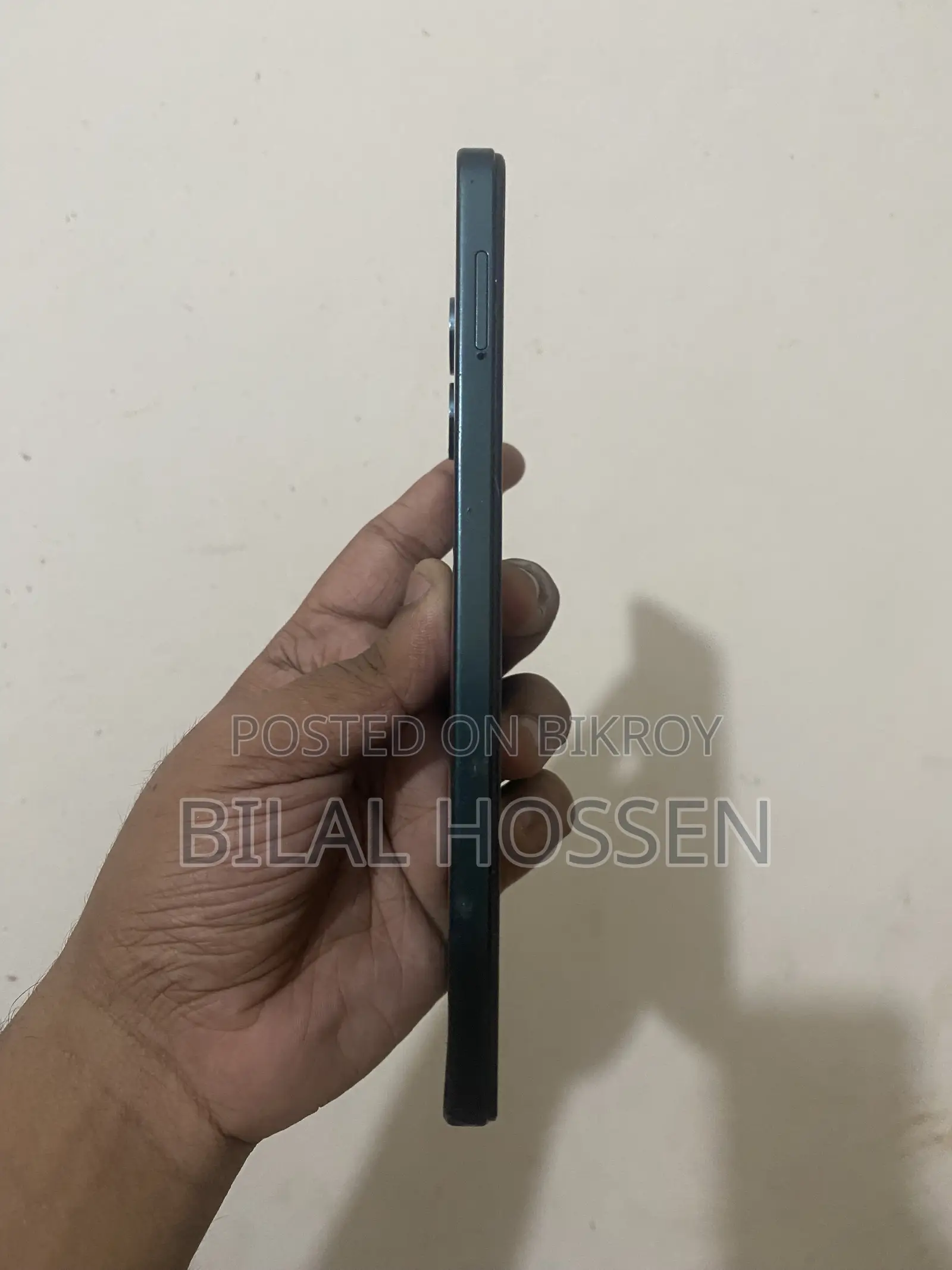 ভিভো ওয়াই০৪ ১২৮ জিবি নীল