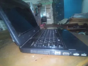 Laptop Dell Inspiron 5640 4GB Intel Core i3 SSD 500GB