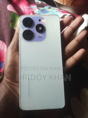 টেকনো স্পার্ক ১০ প্রো ২৫৬ জিবি সাদা