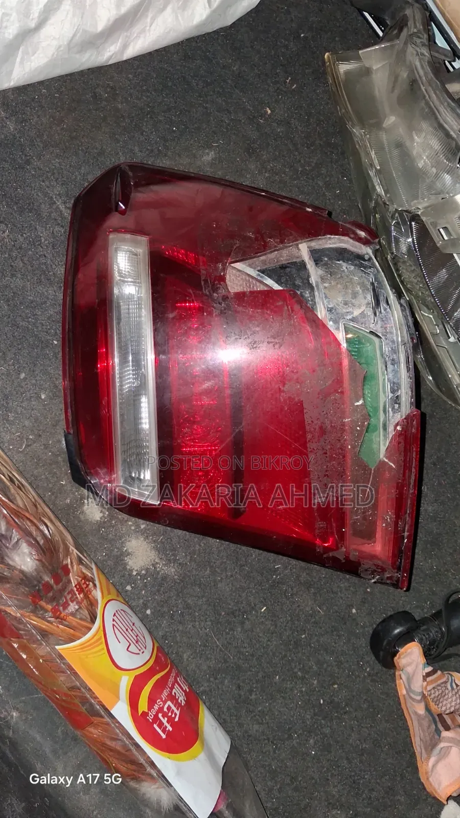Corola Axio 17 Model গারির ব্যাক লাইট ও ডান দিকের  হ্যাড লাইট