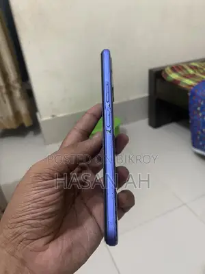 Vivo Y21 64 GB Blue