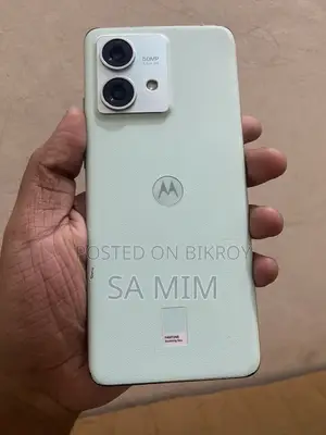 মটোরোলা এজ ৪০ নিও ১২৮ জিবি নীল